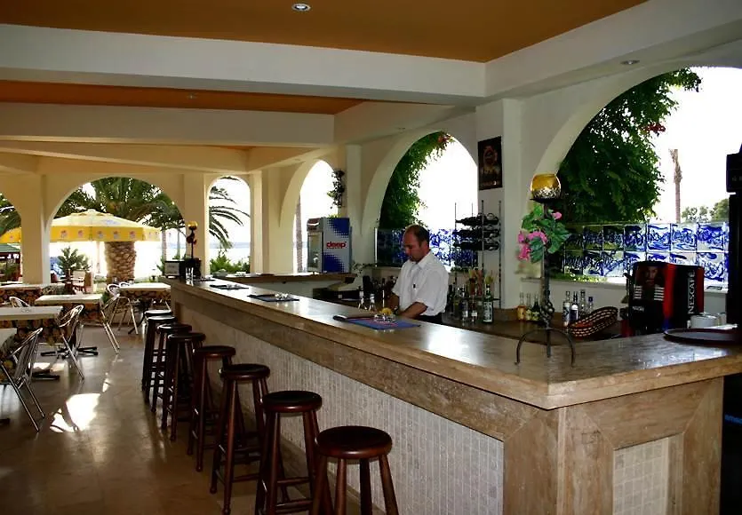 Hotel By Karaaslan Inn Kusadası