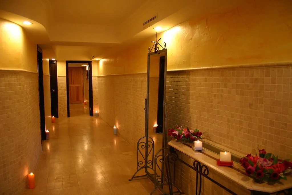 Hotel By Karaaslan Inn Kusadası